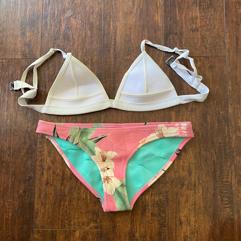 Triangl swim suit